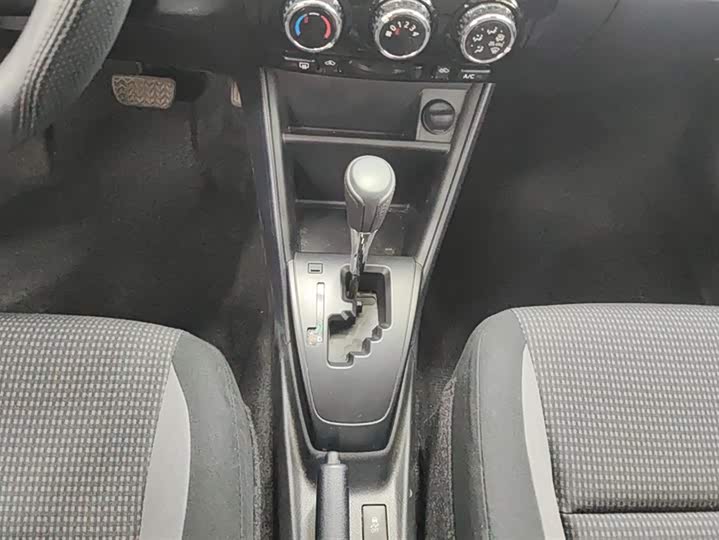 Фото 16 - Toyota Vios