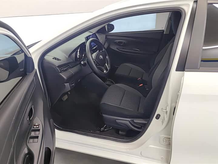 Фото 9 - Toyota Vios