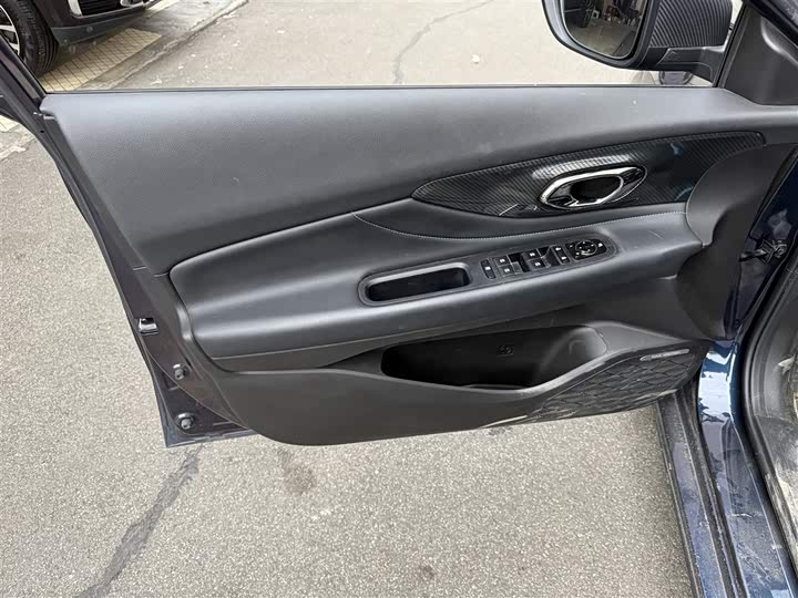 Фото 6 - GAC Trumpchi Empow R