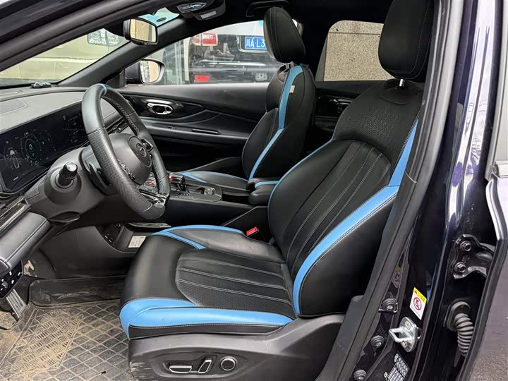 Фото 8 - GAC Trumpchi Empow R