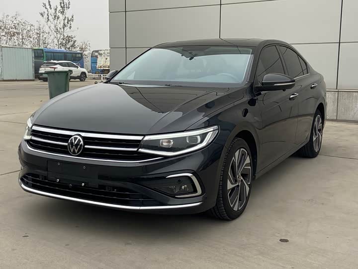 Фото 1 - Volkswagen Bora