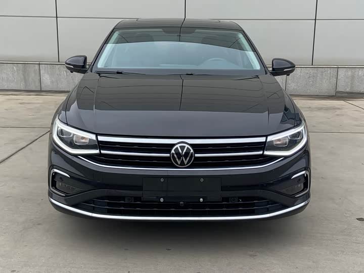 Фото 2 - Volkswagen Bora