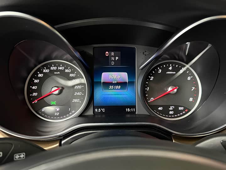 Фото 7 - Mercedes-Benz V-Class