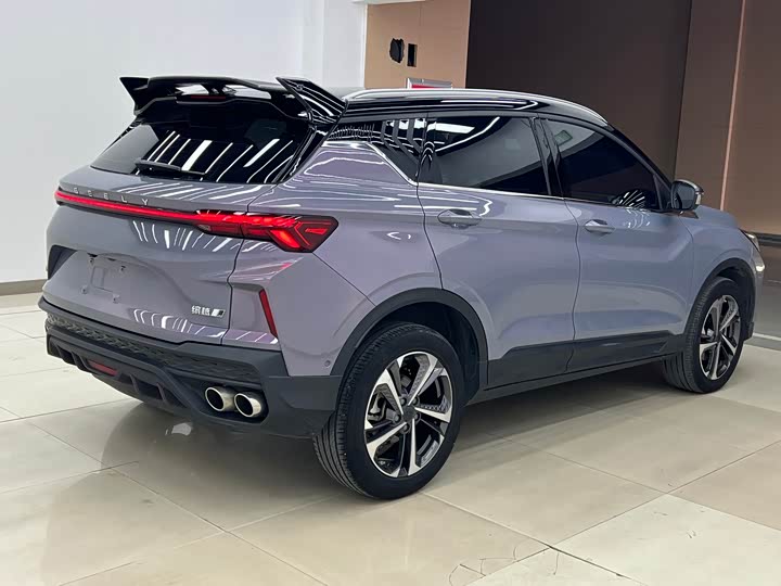 Фото 7 - Geely Coolray