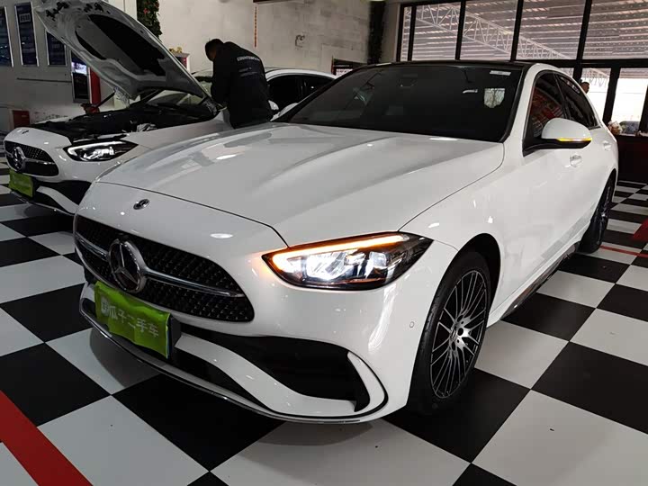 Фото 1 - Mercedes-Benz C-Class