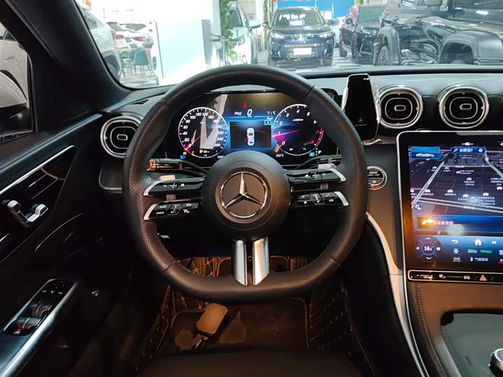 Фото 11 - Mercedes-Benz C-Class