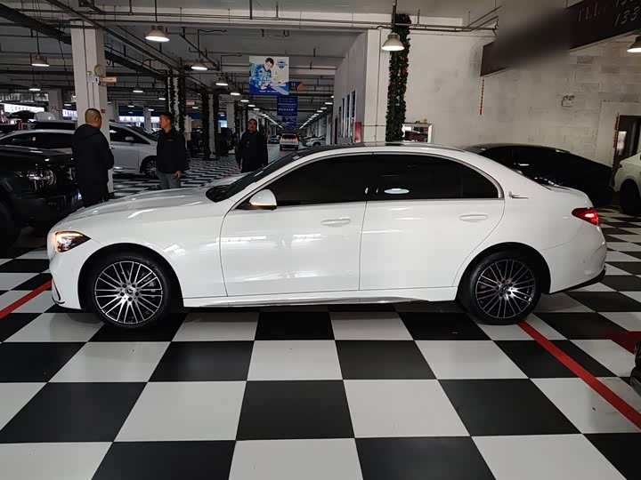 Фото 5 - Mercedes-Benz C-Class