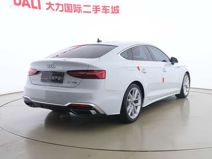 Фото 16 - Audi A5