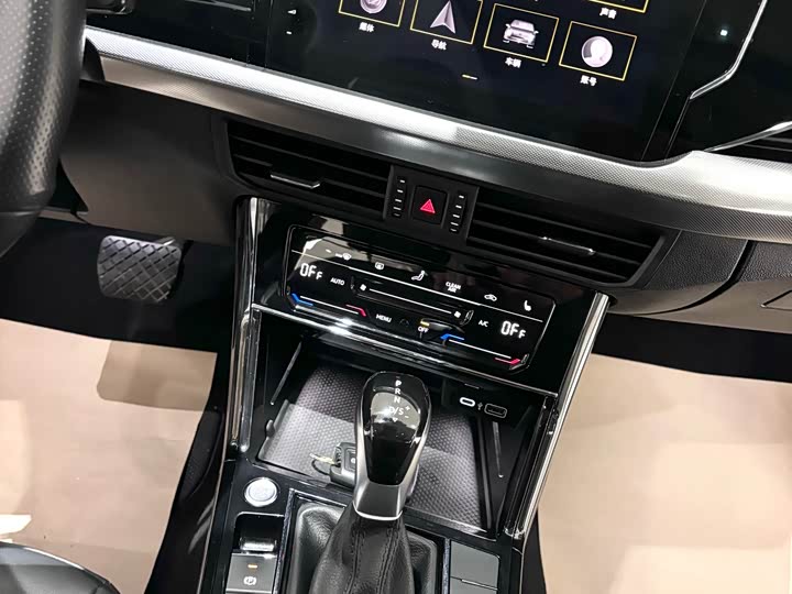 Фото 5 - Volkswagen Passat