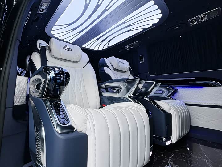 Фото 6 - Mercedes-Benz Vito