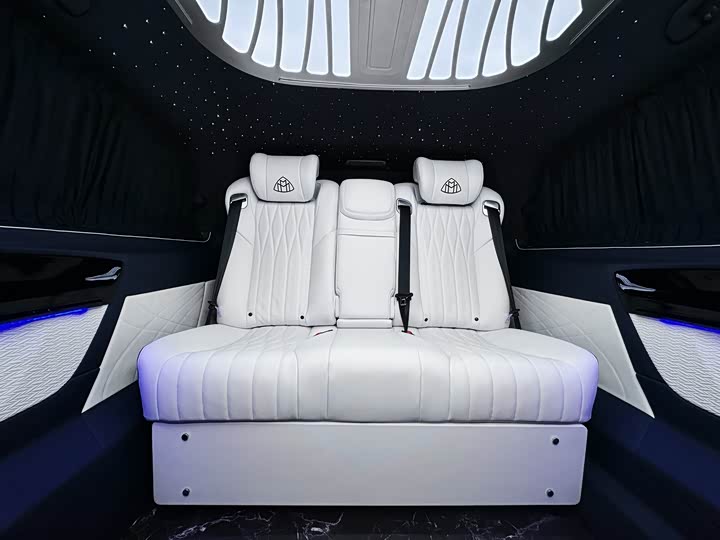 Фото 7 - Mercedes-Benz Vito