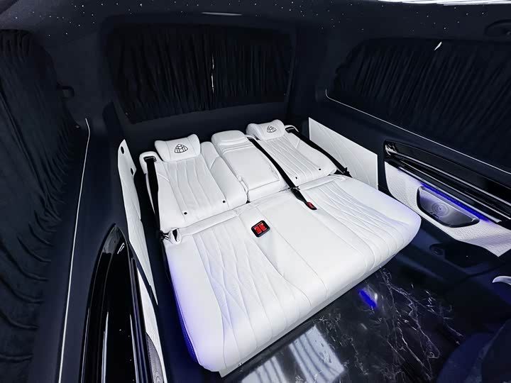 Фото 9 - Mercedes-Benz Vito