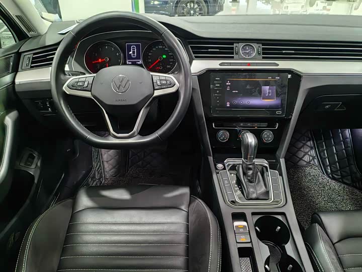 Фото 10 - Volkswagen Magotan