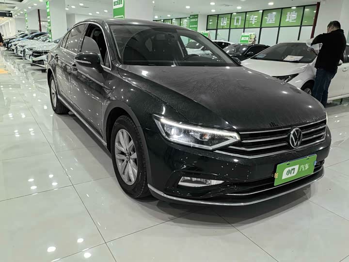 Фото 3 - Volkswagen Magotan