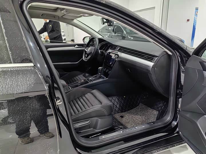 Фото 5 - Volkswagen Magotan