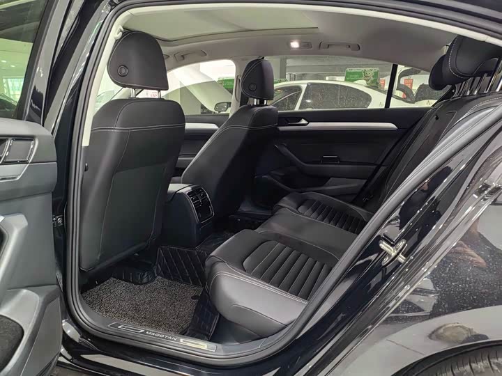 Фото 9 - Volkswagen Magotan