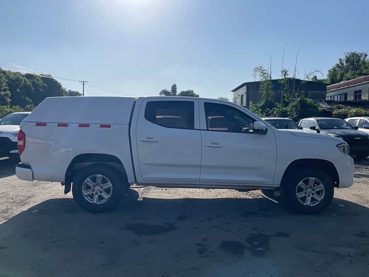 Фото 4 - Maxus T70