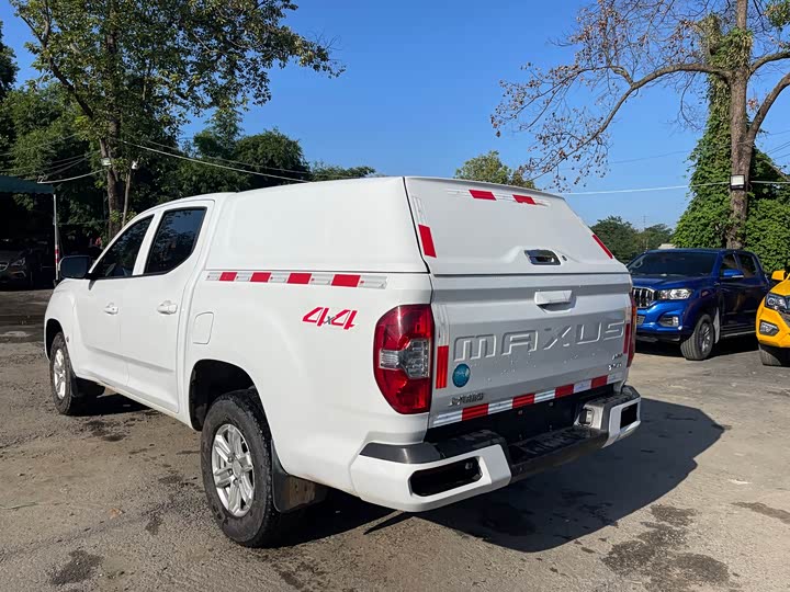 Фото 7 - Maxus T70