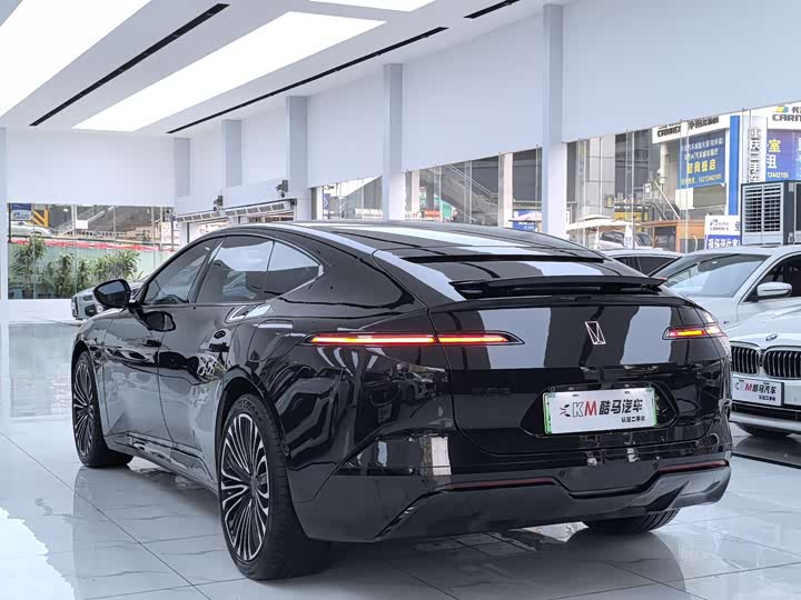 Фото 13 - Avatr 12