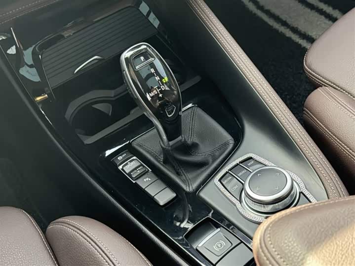 Фото 15 - BMW X2