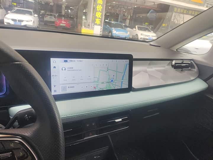 Фото 13 - Geely Geometry E Firefly