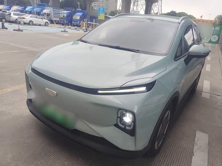 Фото 2 - Geely Geometry E Firefly