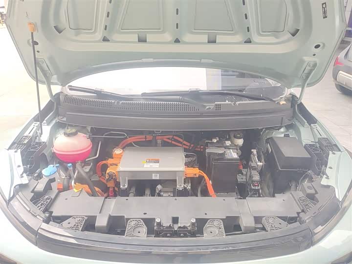 Фото 20 - Geely Geometry E Firefly