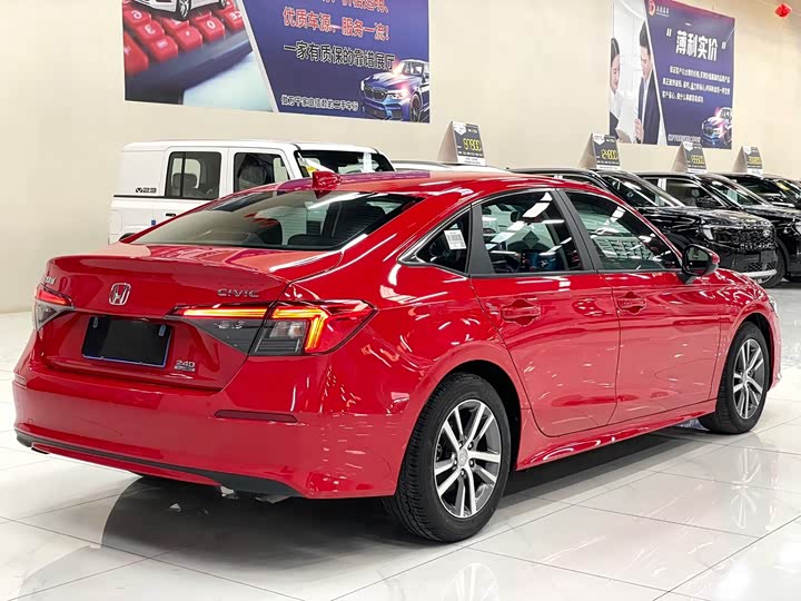 Фото 6 - Honda Civic