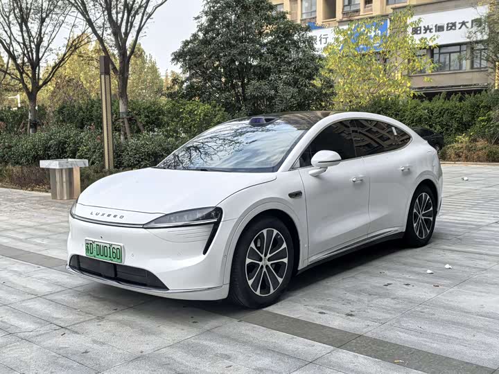 Фото 1 - Luxeed R7