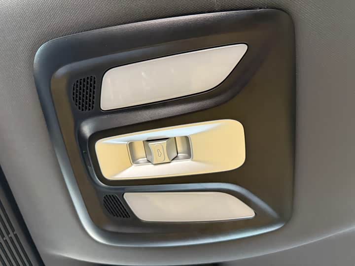 Фото 14 - Changan UNI-K