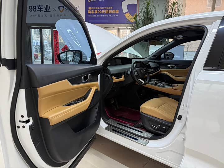 Фото 8 - Changan UNI-K