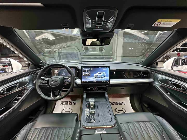 Фото 10 - GAC Trumpchi GS8