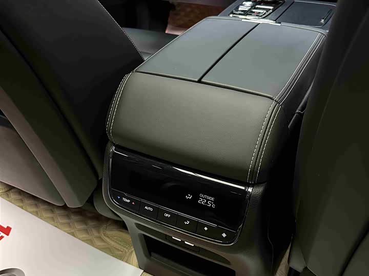 Фото 18 - GAC Trumpchi GS8