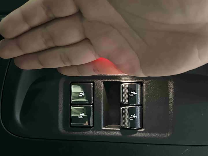 Фото 26 - GAC Trumpchi GS8