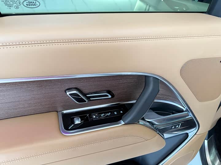 Фото 9 - Land Rover Range Rover