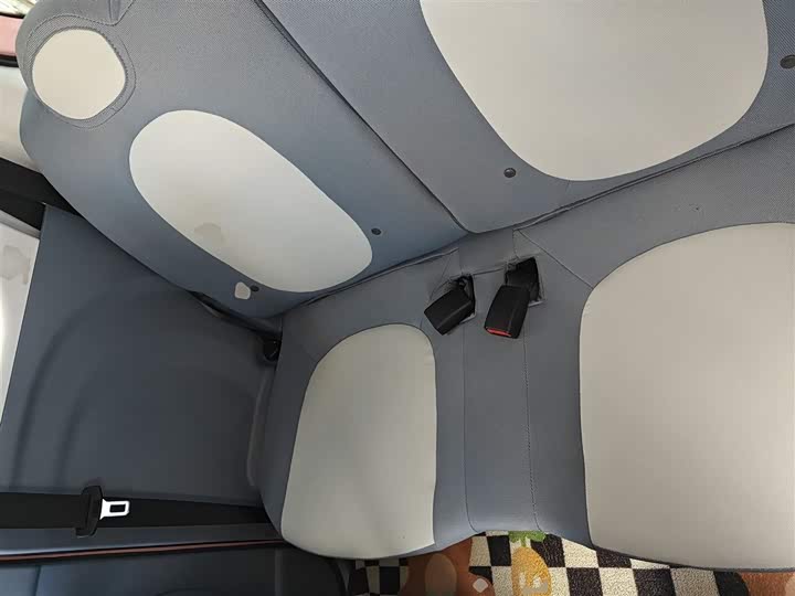 Фото 17 - Bestune Pony