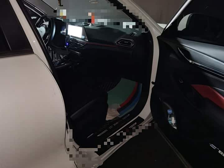 Фото 20 - Changan Oshan X5