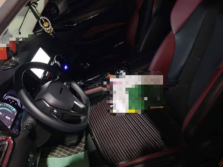 Фото 8 - Changan Oshan X5