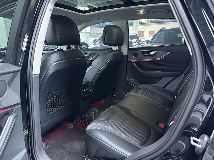 Фото 9 - Hongqi HS5