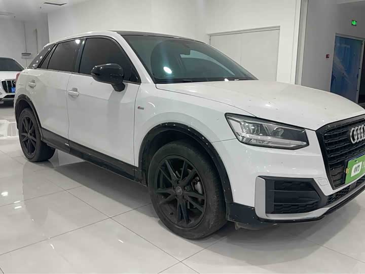 Фото 3 - Audi Q2L