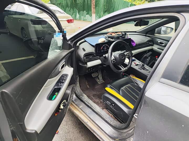 Фото 14 - GAC Trumpchi Empow R