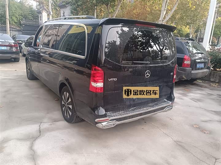 Фото 4 - Mercedes-Benz Vito