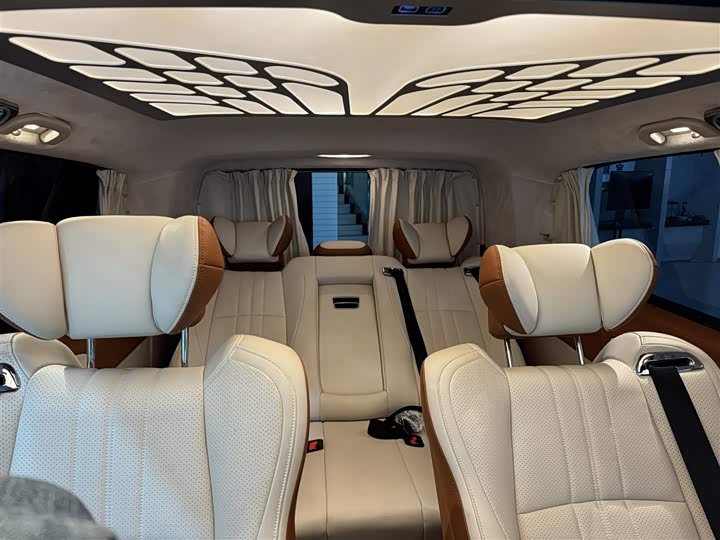 Фото 7 - Mercedes-Benz Vito