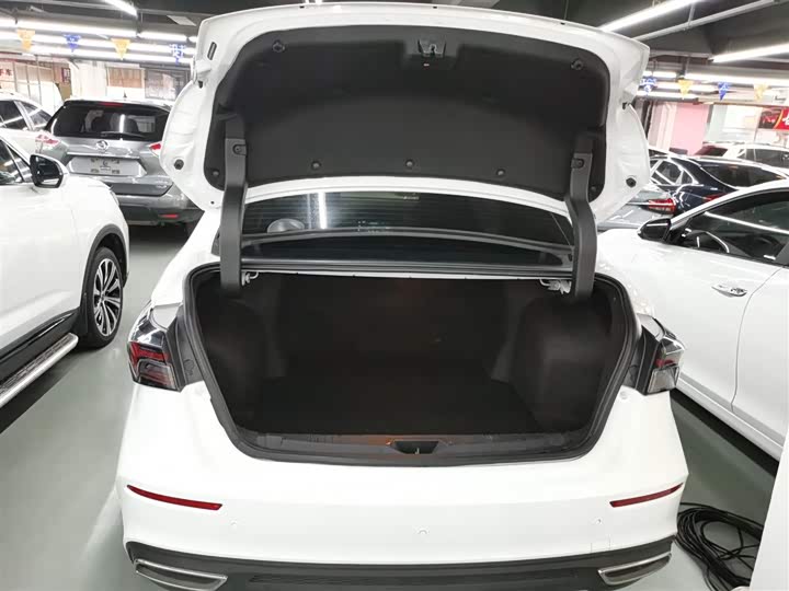 Фото 19 - Chery Omoda S5 (Arrizo 5 Plus)