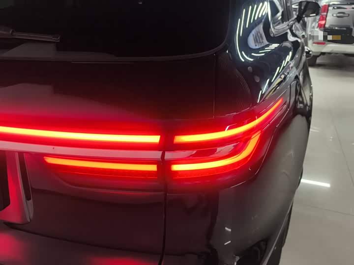 Фото 8 - LiXiang One