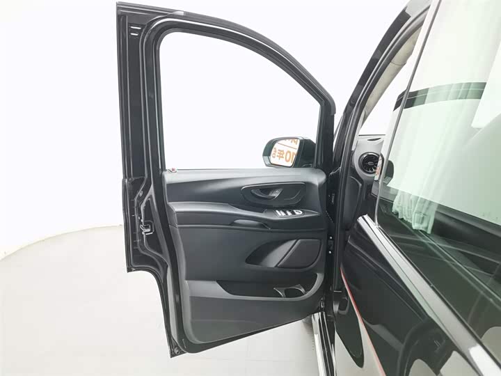 Фото 8 - Mercedes-Benz Vito