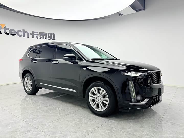 Фото 3 - Cadillac XT6