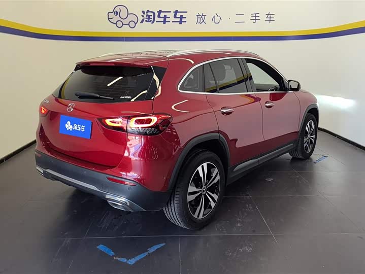 Фото 3 - Mercedes-Benz GLA-Class