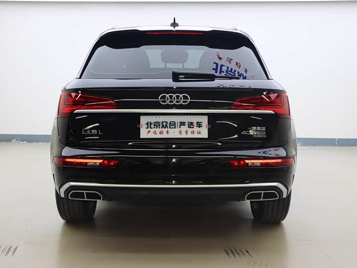 Фото 20 - Audi Q5L