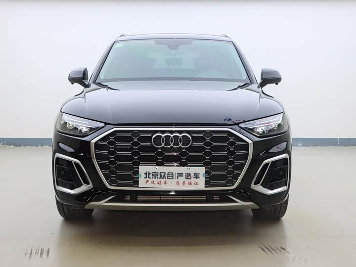 Фото 3 - Audi Q5L